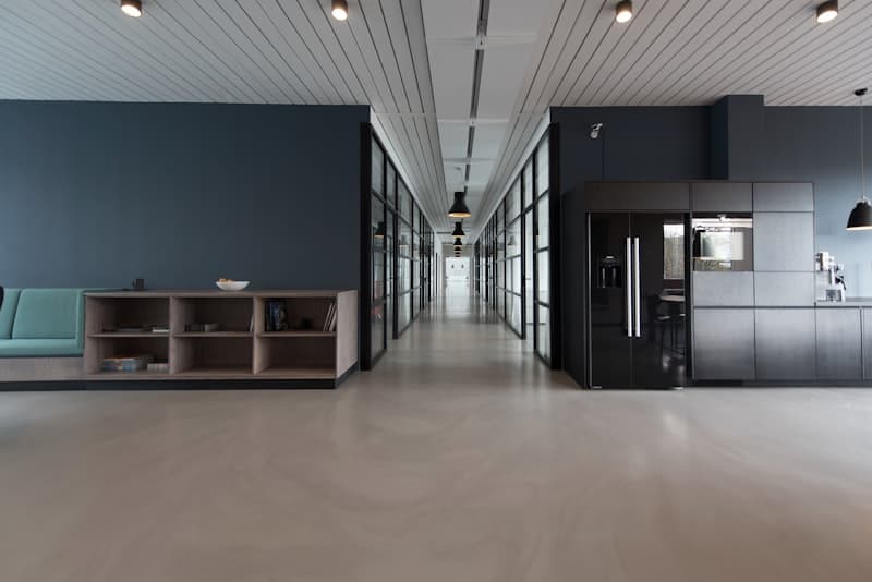 Inveris branded workspace